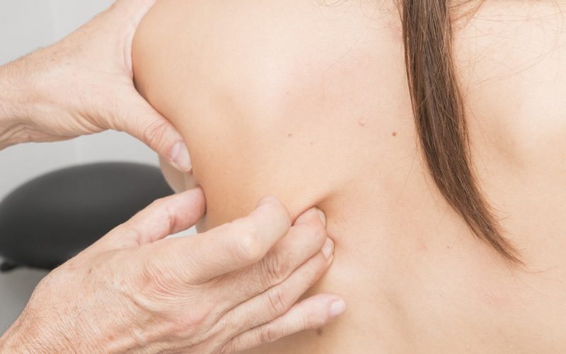 massage-2441746_1920